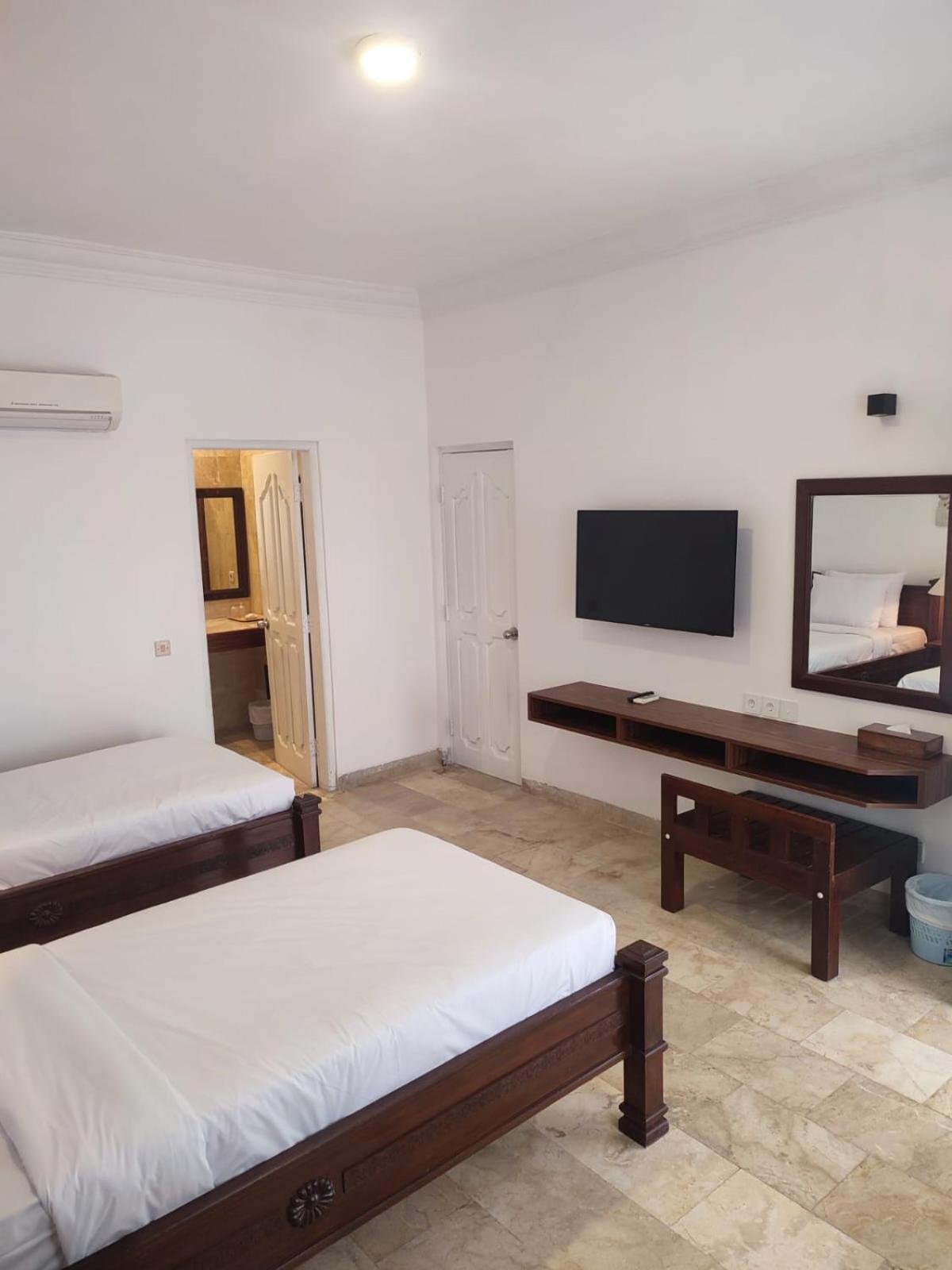 Sari Bunga Hotel Legian Kuta Bali Extérieur photo