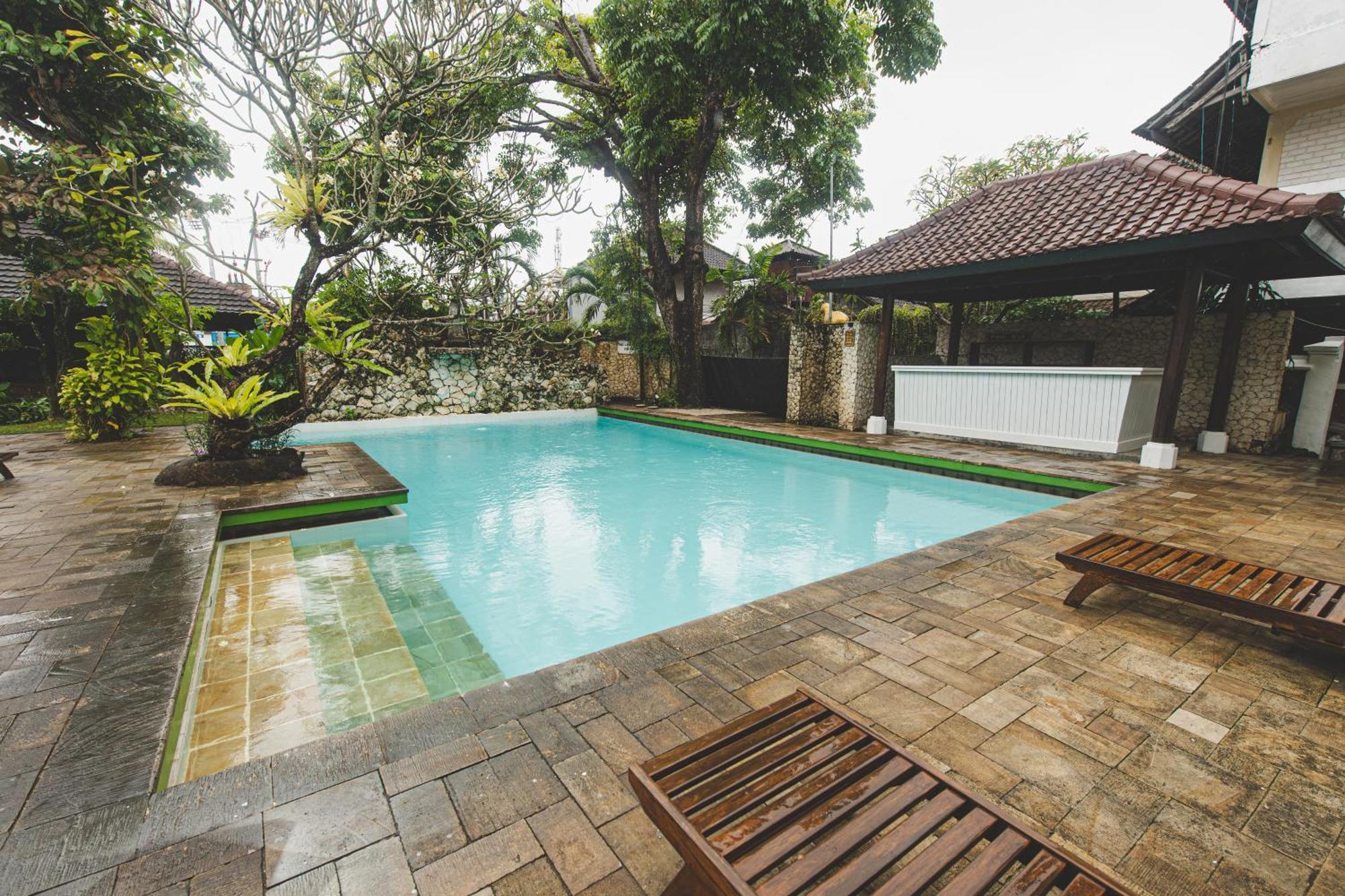 Sari Bunga Hotel Legian Kuta Bali Extérieur photo