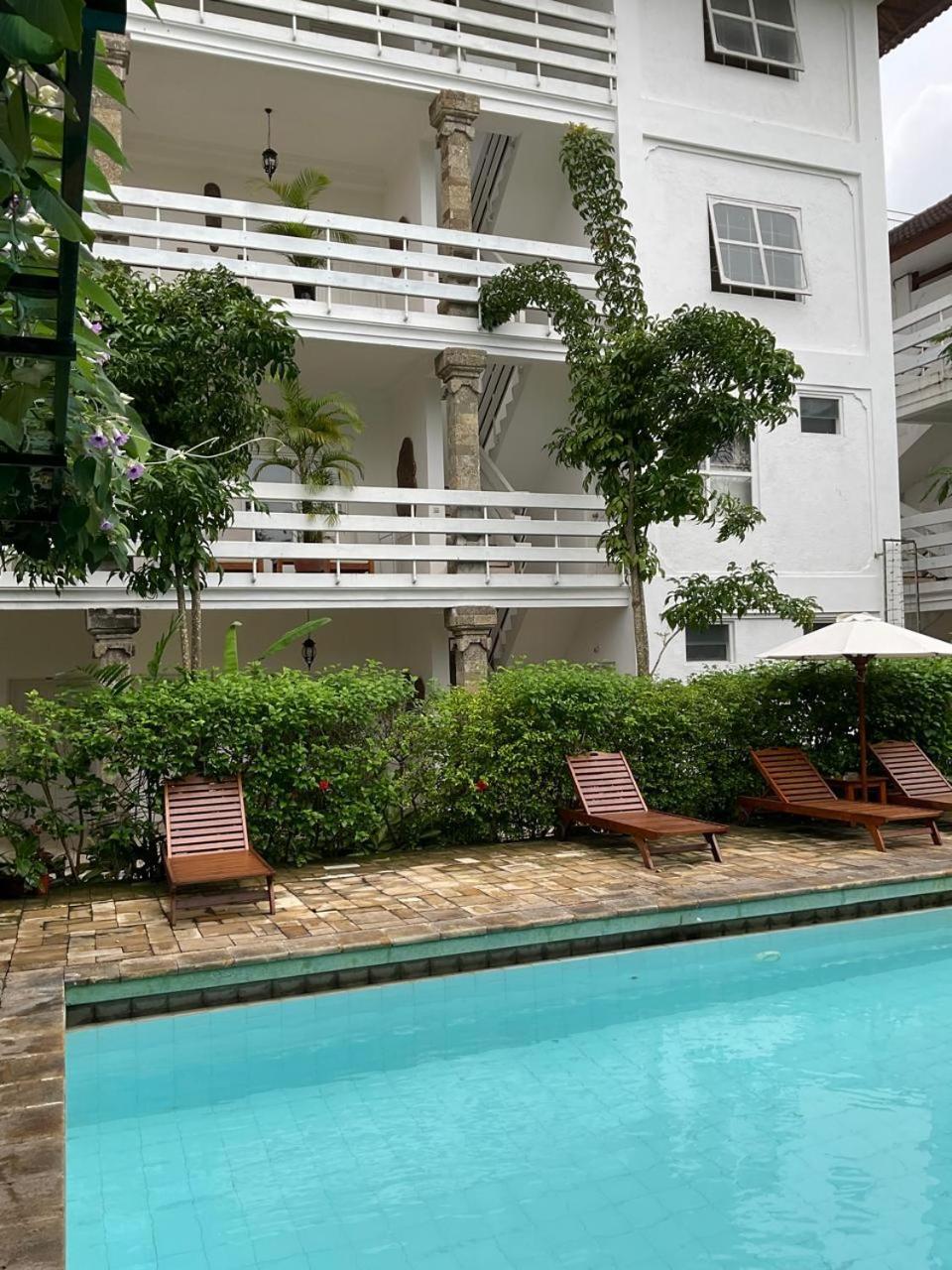Sari Bunga Hotel Legian Kuta Bali Extérieur photo